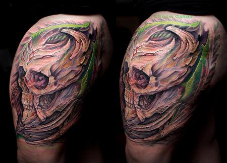 tattoos/ - Realistic custom color bio organic skull mech thigh tattoo - 144006